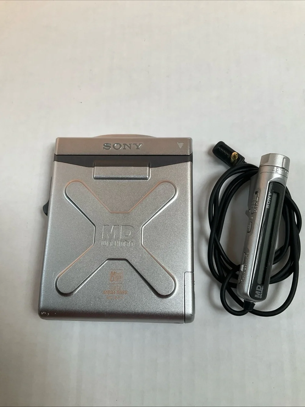 Vintage Sony MD player Bundle MZ-EP11 and MZ-e35
